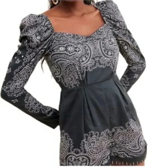 Rococo Sand Bandana Paisley Romper Gray Cotton Size M Style OB2408350 - Picture 1 of 10